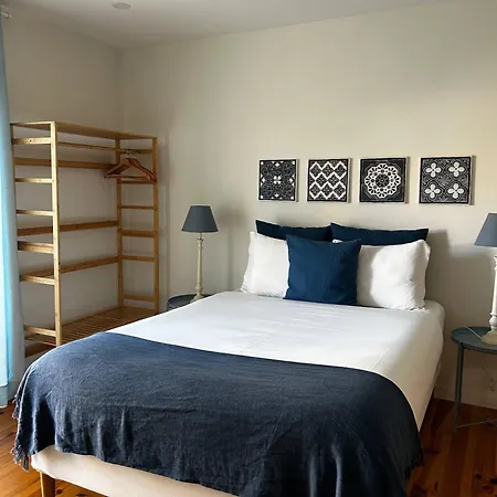 Saldanha Apartman *